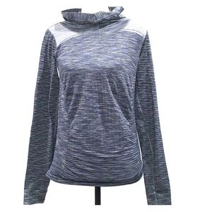 Athleta M long sleeve pullover with hood